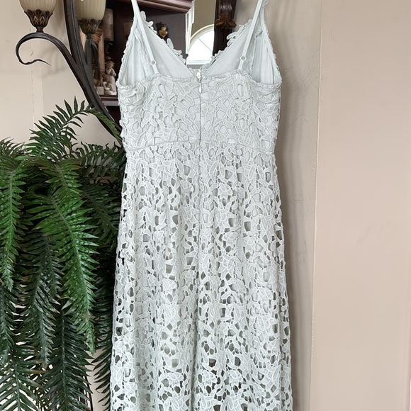 ASTR THE LABEL Lace A Line Midi Dress in Mint Green Eyelet Spaghetti Strap - Picture 12 of 14